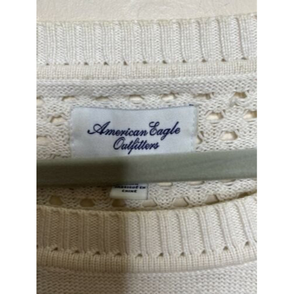 AMERICAN EAGLE IVORY COLOR CABLE KNIT SWEATER SIZE S/P - Picture 3 of 6